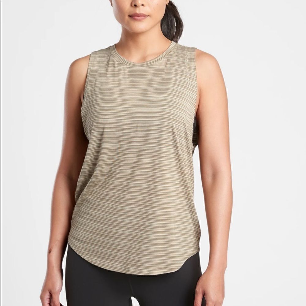 Athleta Muscle Tank 